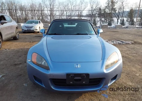 2002 Honda S2000 z USA, uszkodzony, nr VIN JHMAP11442T007590